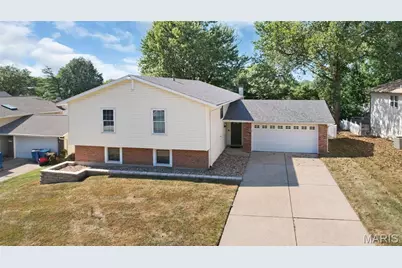 1511 Shadow Lane, Saint Charles, MO 63303 - Photo 1