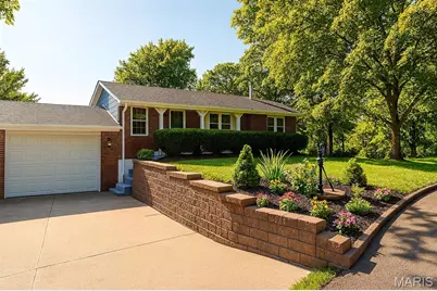 1944 Americana Way, Fenton, MO 63026 - Photo 1