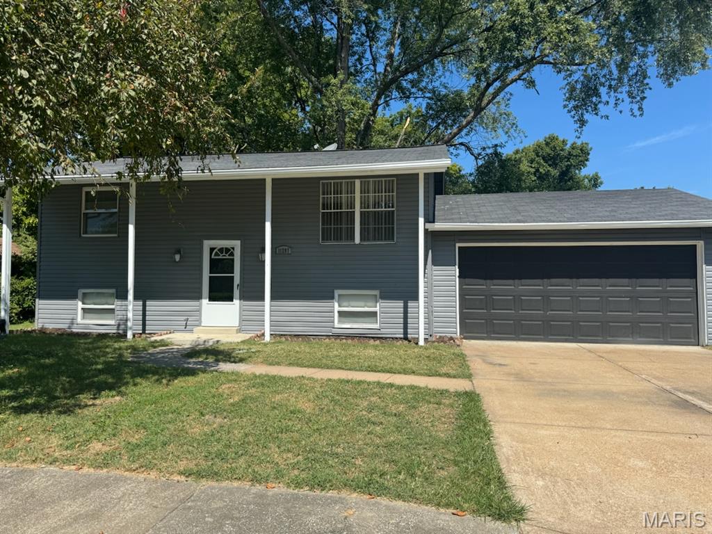 11297 Aspen Woods Dr, Saint Louis, MO 63138 - MLS 25059983 - Coldwell ...