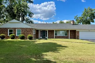 38 Spring Dr, Florissant, MO 63031 - Photo 1