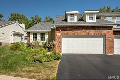 13033 King Arthur Spur, Saint Louis, MO 63146 - Photo 1