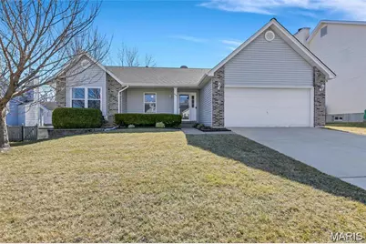 3713 Somerville Drive, Saint Charles, MO 63303 - Photo 1