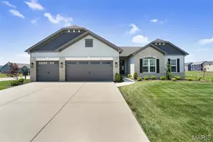 701 Palisades Dr, Saint Charles, MO 63301 - Photo 1