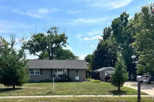 614 Connie Ln, Manchester, MO 63021 - Photo 1