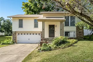 131 Spring Leaf Dr, Saint Peters, MO 63376 - Photo 1