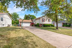 5 Foxboro Ct, Saint Peters, MO 63376 - Photo 1