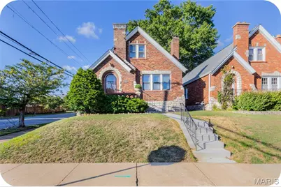 5425 Pernod Avenue, Saint Louis, MO 63139 - Photo 1