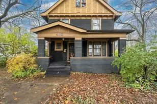 410 W Argonne Dr, Kirkwood, MO 63122 - Photo 1