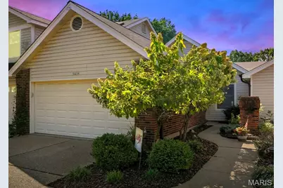 5634 Duchesne Parque Drive, Saint Louis, MO 63128 - Photo 1