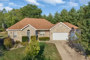 1115 Dingledine Manor Ct, Saint Charles, MO 63304 - Photo 1