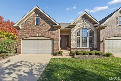 128 Kendall Bluff Court, Chesterfield, MO 63017 - Photo 1