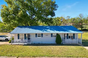 433 N Division St, Bonne Terre, MO 63628 - Photo 1