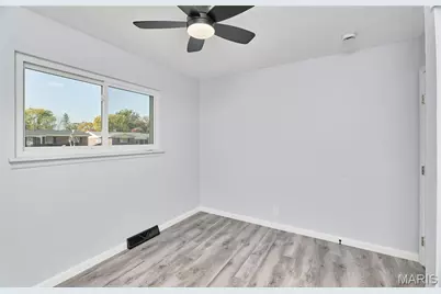 239 Alma Drive, Hazelwood, MO 63042 - Photo 29