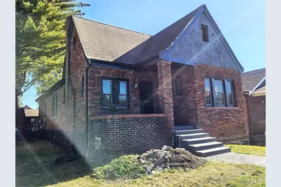 8578 Drury Lane, Saint Louis, MO 63147 - Photo 1
