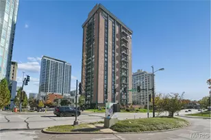 200 S Brentwood Blvd, Clayton, MO 63105 - Photo 1