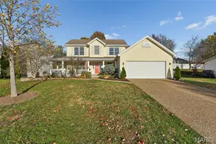 136 Jacobs Way, Saint Peters, MO 63376 - Photo 1