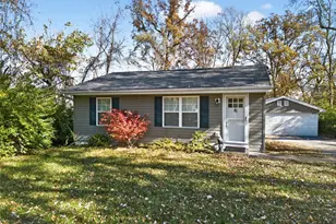 146 Diekamp Ln, Saint Charles, MO 63303 - Photo 1