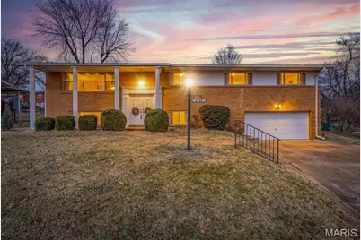 4701 Sunnyview Drive, Unincorporated, MO 63128 - Photo 1