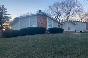 5 Park Charles Blvd N, Saint Peters, MO 63376 - Photo 1