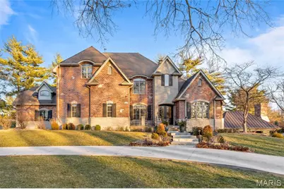 24 Williamsburg Estates Drive, Town and Country, MO 63131 - Photo 1