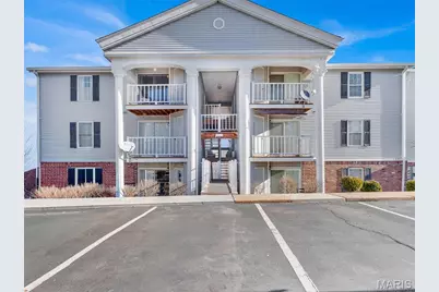 1231 Creve Coeur Crossing Lane #J, Chesterfield, MO 63017 - Photo 1