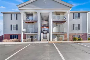 1231 Creve Coeur Crossing Ln, Chesterfield, MO 63017 - Photo 1