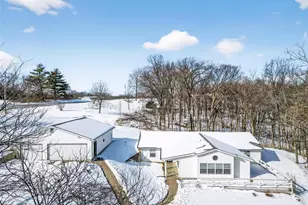 389 Hwy Y, Winfield, MO 63389 - Photo 1