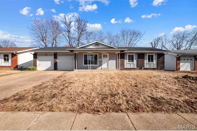 1283 Kingsford Drive, Florissant, MO 63031 - Photo 1