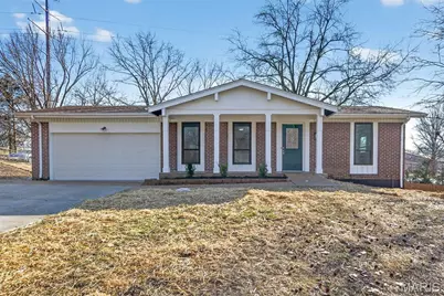 952 Queensbridge Road, Manchester, MO 63021 - Photo 1