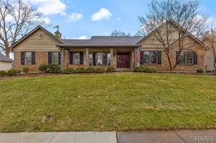 262 Greenbriar Estates Dr, Des Peres, MO 63122 - Photo 1