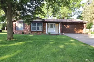 11 Atwater Dr, Saint Peters, MO 63376 - Photo 1