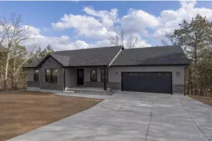 830 Stone Gate Dr, De Soto, MO 63020 - Photo 1