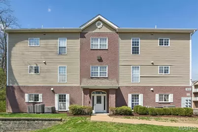 1608 Westport Cove Lane #I, Saint Louis, MO 63146 - Photo 1