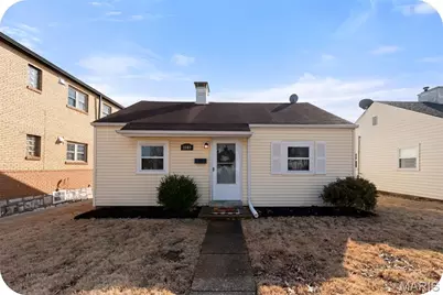 5060 Potomac Street, Saint Louis, MO 63139 - Photo 1