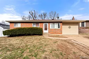 3 Petersburg Ct, Arnold, MO 63010 - Photo 1