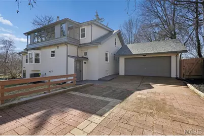 10235 Thorpe Avenue, Overland, MO 63114 - Photo 1