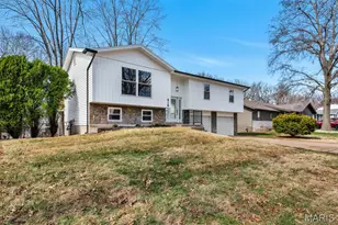 418 Morningside Dr, Saint Peters, MO 63376 - Photo 1