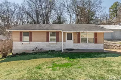 62 Boyd Avenue, Saint Louis, MO 63088 - Photo 1