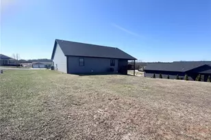 9019 Idell Creek Ln, Hannibal, MO 63401 - Photo 29