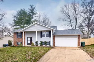 21 Universal Dr, Saint Peters, MO 63376 - Photo 1