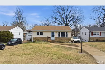 3917 Crosby Drive, Saint Louis, MO 63123 - Photo 1