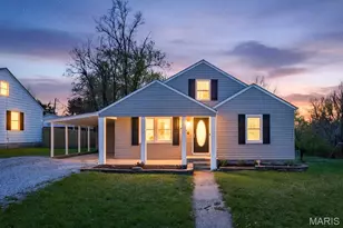 404 E Lakeview Dr, Warrenton, MO 63383 - Photo 1
