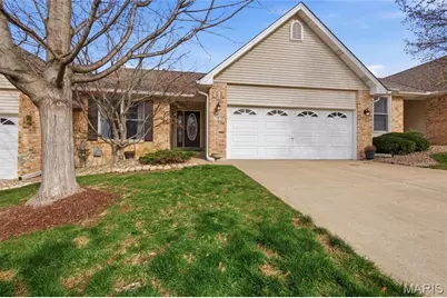 4 McKinley Pointe Court, Saint Charles, MO 63301 - Photo 1