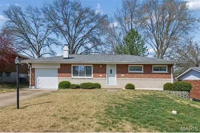 9835 Ridgely Lane, Saint Louis, MO 63123 - Photo 1
