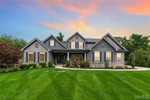 702 Champeix Ln, Creve Coeur, MO 63141 - Photo 1