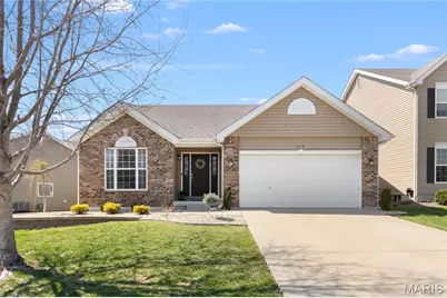 615 Prairiegate Court, Lake Saint Louis, MO 63367 - Photo 1