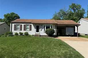 12157 Bennington Pl, Maryland Heights, MO 63043 - Photo 1