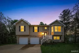1022 S Lakeview Dr, De Soto, MO 63020 - Photo 1