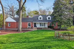 326 Luther Ln, Glendale, MO 63122 - Photo 1
