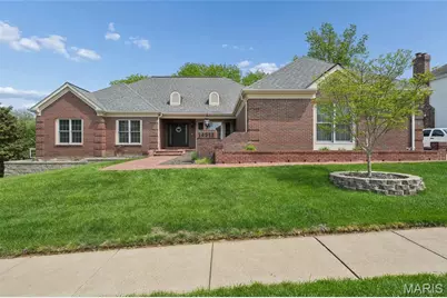 14511 Wellington Estates Manor, Chesterfield, MO 63017 - Photo 1